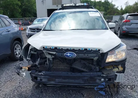 2018 Subaru Forester 2.5I Premium из США, поврежденный, VIN JF2SJAECXJG572573